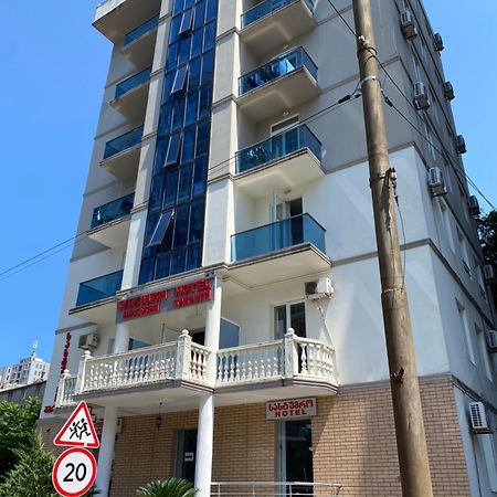Hotel Garanti Batumi Eksteriør billede