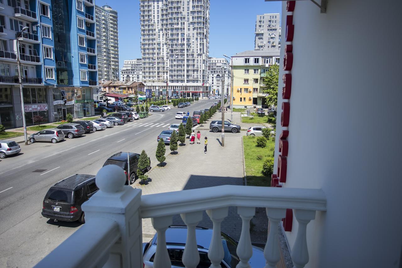 Hotel Garanti Batumi Eksteriør billede