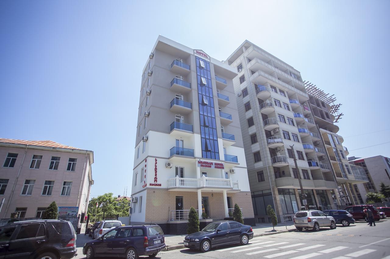 Hotel Garanti Batumi Eksteriør billede