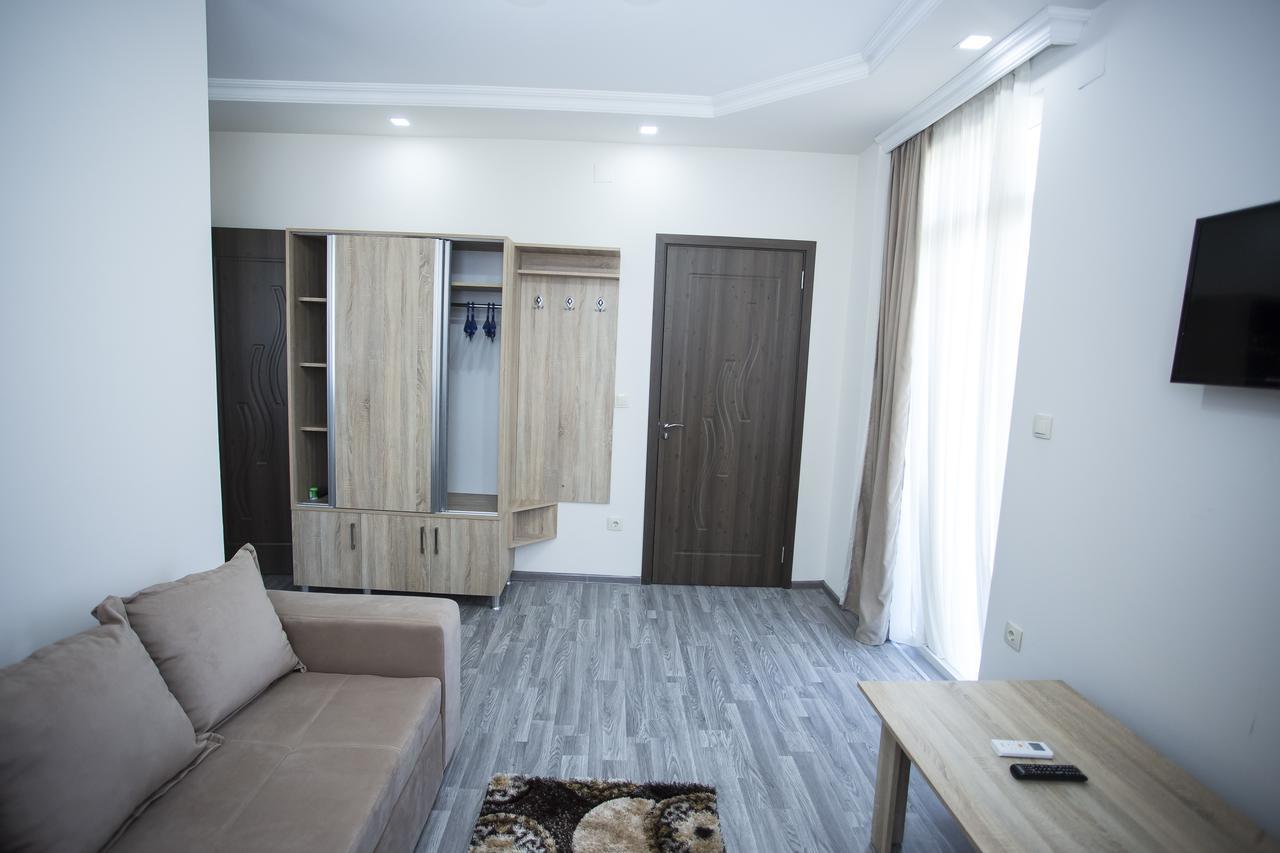 Hotel Garanti Batumi Eksteriør billede